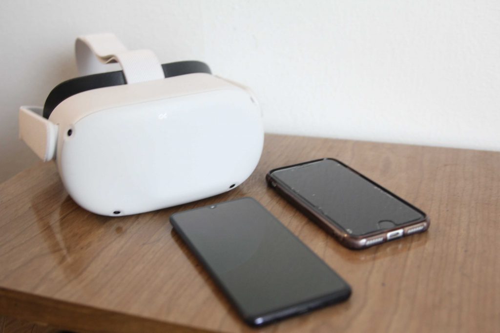 vr-with-smartphone